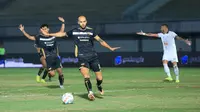 Risto Mitrevski Bertekad Bawa Persebaya Kalahkan Football West All Star di Australia